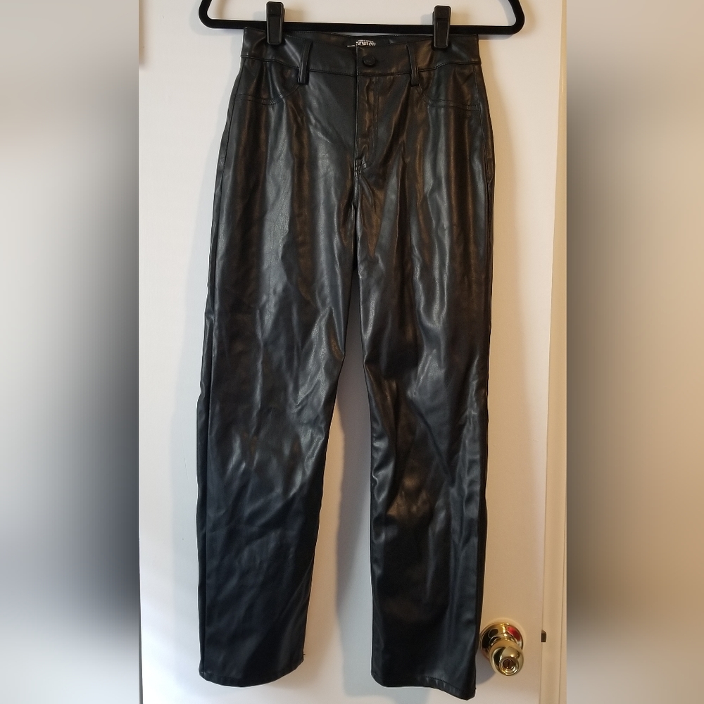 🚫Sold🚫 Vegan leather pants